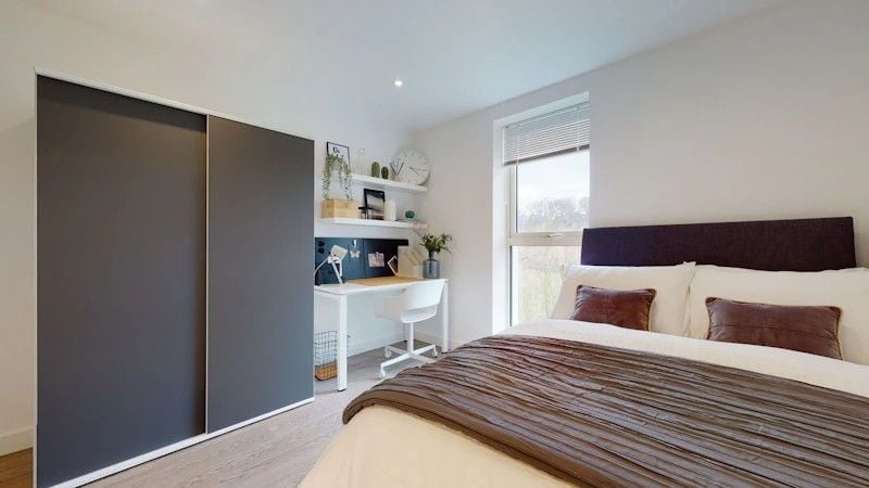 Classic Plus Accessible Studio